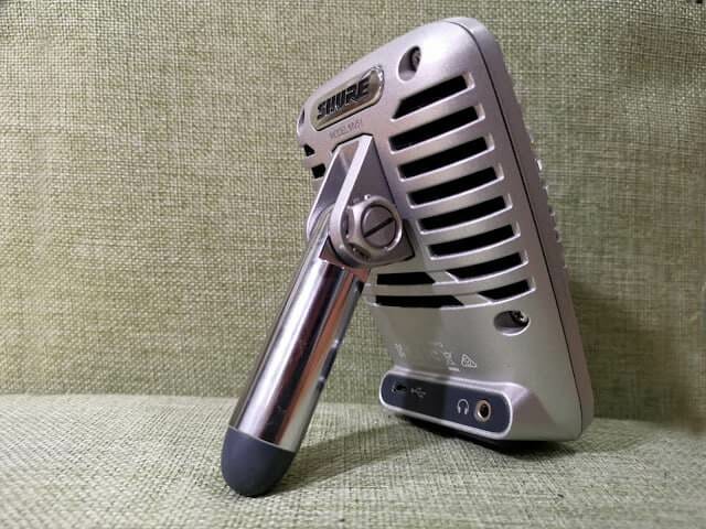 รีวิว Shure MV51 ไมค์คุณภาพสูงเน้นต่อตรงไอโฟนและคอมพิวเตอร์ 6 รีวิว Shure MV51 ไมค์คุณภาพสูงเน้นต่อตรงไอโฟนและคอมพิวเตอร์ 5