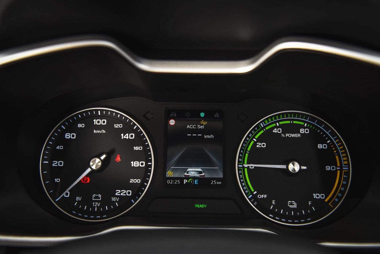 โลกสวยด้วยรถเรา MG ประเทศไทยเปิดตัว MG ZS EV รถยนต์ SUV พลังงานไฟฟ้าล้วน ราคา 1,190,000 บาท 19