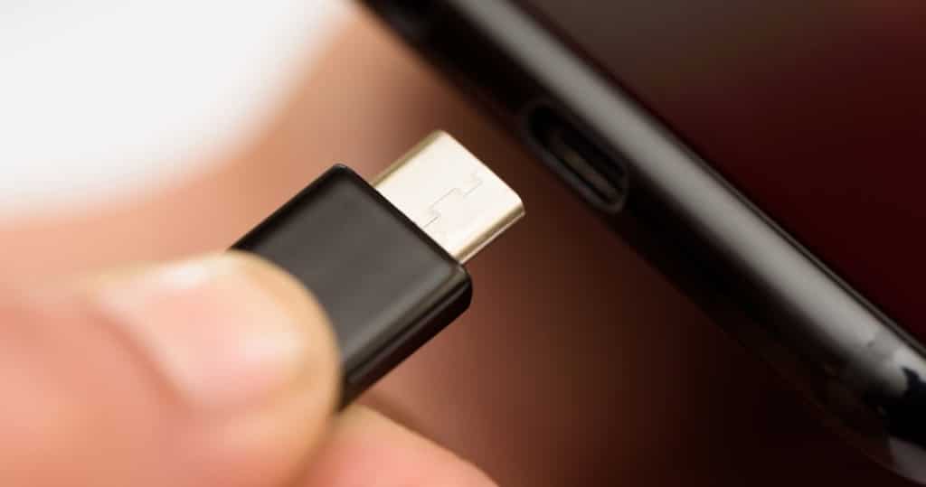 USB 4 พร้อมแล้ว เตรียมใช้ในอุปกรณ์ต่างๆ ปี 2020 1