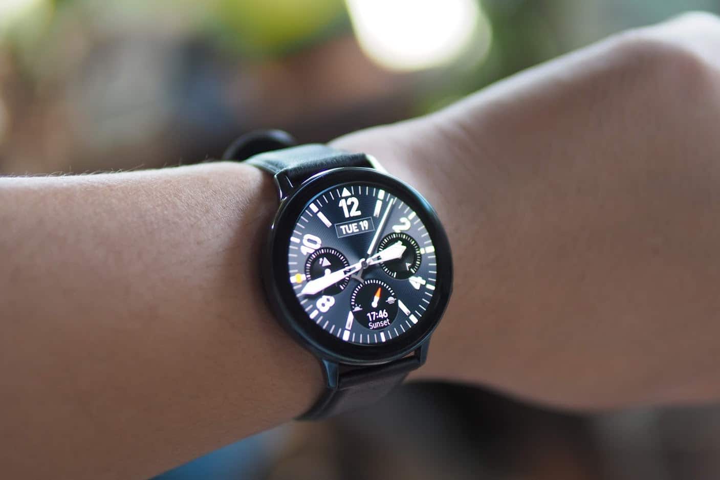 รีวิว Samsung Galaxy Watch Active 2 | ครบทุกอย่างในตัวเดียว ลงแอปได้ โทรได้ ไม่ต้องพึ่งสมาร์ทโฟน 6 รีวิว Samsung Galaxy Watch Active 2 | ครบทุกอย่างในตัวเดียว ลงแอปได้ โทรได้ ไม่ต้องพึ่งสมาร์ทโฟน 5