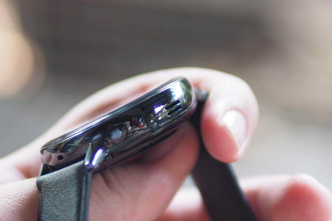 รีวิว Samsung Galaxy Watch Active 2 | ครบทุกอย่างในตัวเดียว ลงแอปได้ โทรได้ ไม่ต้องพึ่งสมาร์ทโฟน 40 รีวิว Samsung Galaxy Watch Active 2 | ครบทุกอย่างในตัวเดียว ลงแอปได้ โทรได้ ไม่ต้องพึ่งสมาร์ทโฟน 39
